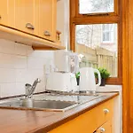2Br Flat With Garden, 5Min To Wood Green Tube